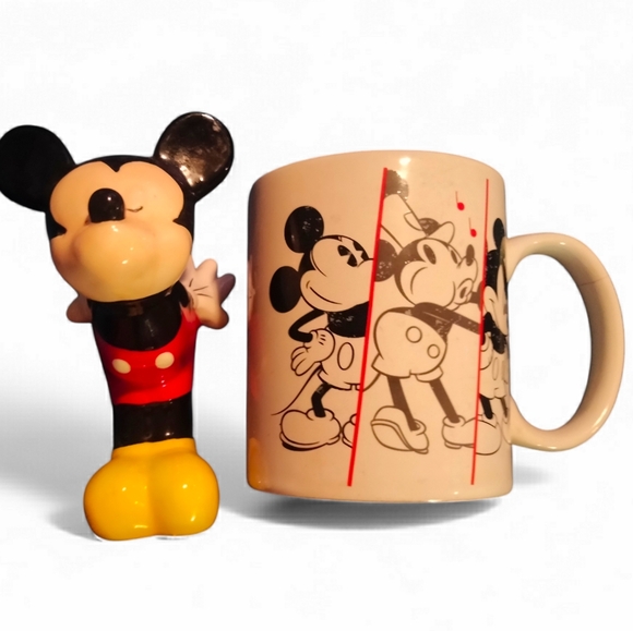 Mickey mouse pepper shaker and mug - Picture 2 of 4